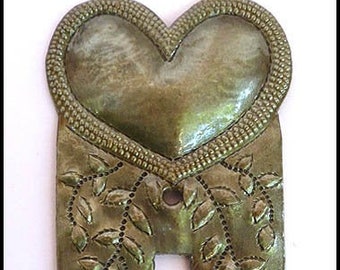 METAL SWITCH PLATE, 2 Sizes, Metal Switchplate Cover, Light Switch Cover, Heart Design, Haitian Metal Art, Switch Plate Covers, Hs-109
