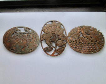 Three Vintage Trivets, Copper Plated Trivets, Cast Iron and Footed, 1983 Old Dutch Design, Home Decor, Rustic Home, Pot Holder