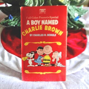 A Boy Named CHARLIE BROWN by Charles M. Schulz Full Color Peanuts Special Printed 1971, Copyright 1969 / Children&#39;s Book / Vintage Book