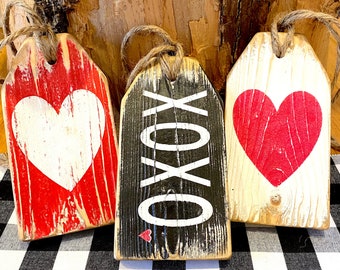 Valentines Decor, Hugs & Kisses Sign, Rustic Love Heart Sign Tag Set, Valentine's Day Sign, Country Decor, Cabin Decor, Handmade Gifts