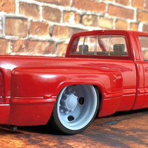 Échelle 1/24 en résine : roues doubles « Budd 5 trous » de 26 pouces avec pneus à profil bas, 1/25