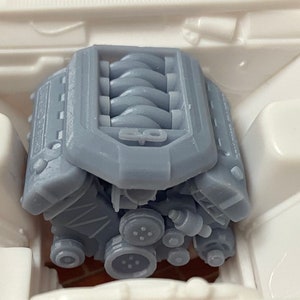 Kit Motore In Resina Mustang 5.0 Coyote Per Modellini Auto In Scala 1/24 O 1/25 - Da Montare E Dipingere - Foto 6