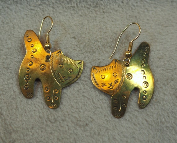 Cat Earrings, Gold Color, Metal, Vintage 1990s - image 5