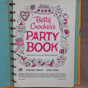 Cook Book: "Betty Crocker's Party Book", 1st Edition Spiral Bound, Hard Cover, Vintage 1960 bild 4