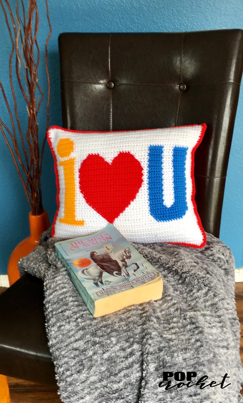 I Heart U Crochet Pillow Pattern image 2