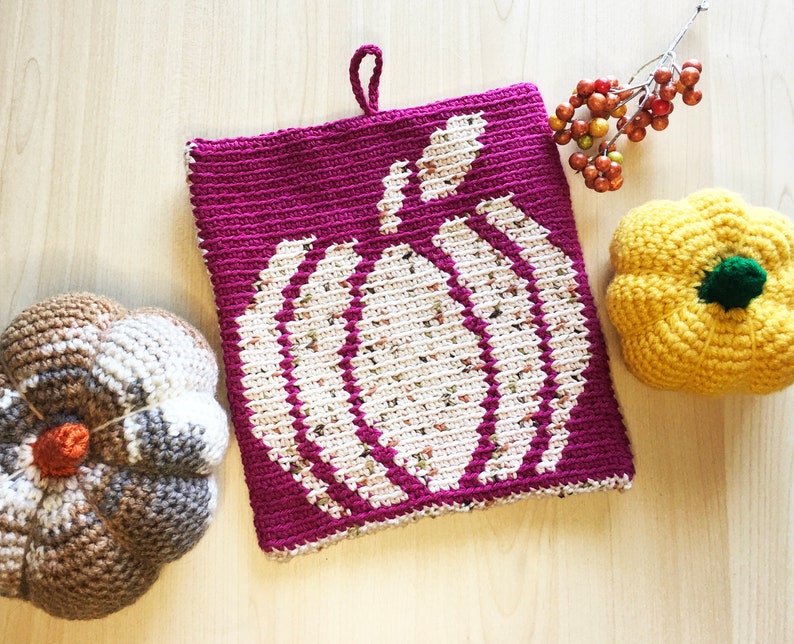 Pumpkin Crochet Potholder Pattern, pumpkin silhouette pattern, reversible pattern, thanksgiving kitchen decor, tapestry crochet image 3