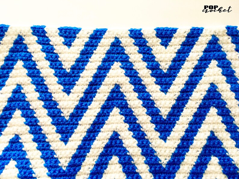 Ripple Crochet Pillow Zig Zag Pattern image 7