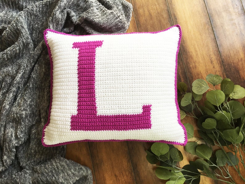 Letter L Crochet Pillow Pattern, Monogram Initial Pillow image 2