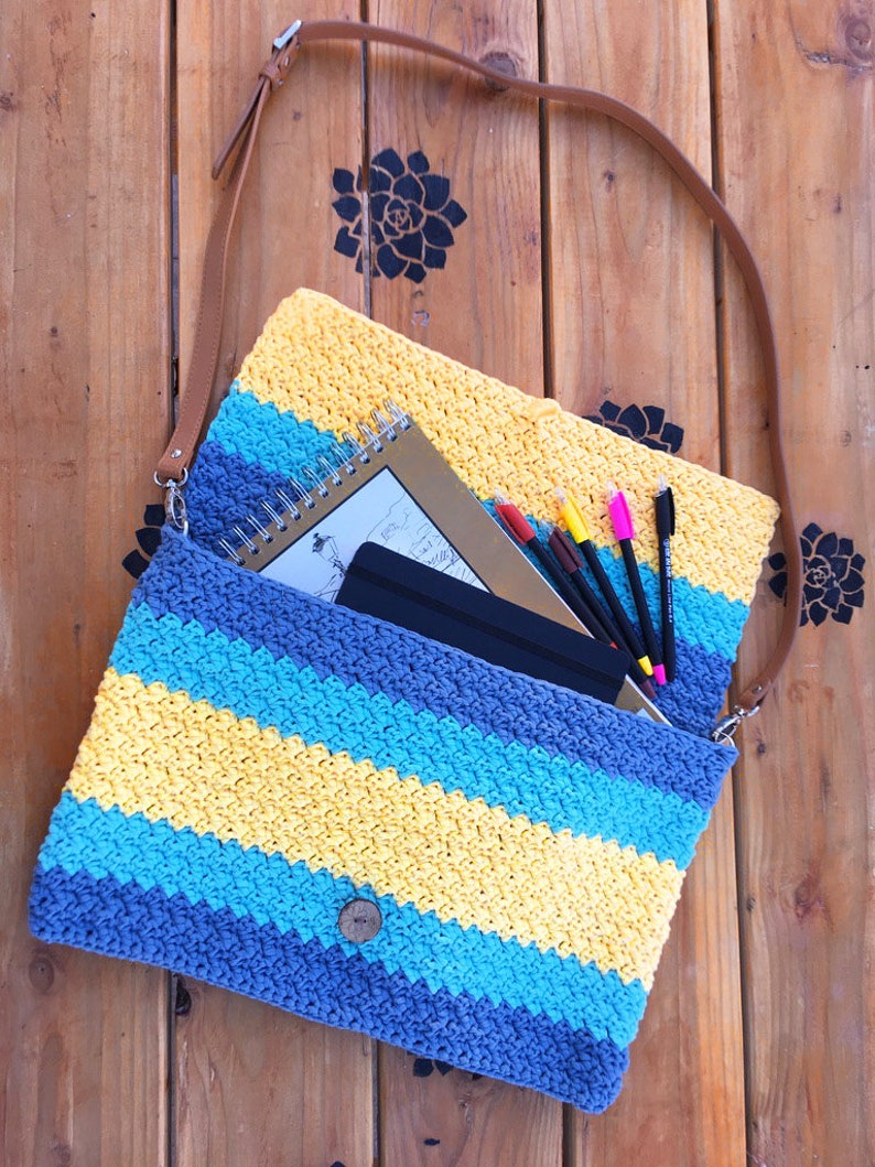 Messenger Crochet Bag Pattern, crochet purse, suzette stitch pattern, pdf instant download, diy bag, stripes bag, color block bag image 5