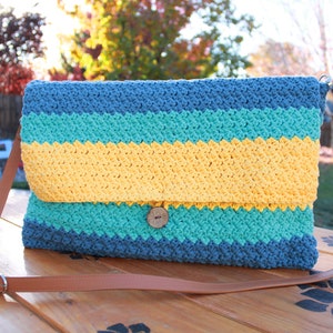 Messenger Crochet Bag Pattern, crochet purse, suzette stitch pattern, pdf instant download, diy bag, stripes bag, color block bag image 6