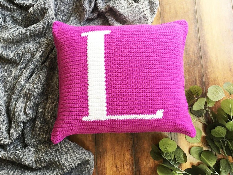 Letter L Crochet Pillow Pattern, Monogram Initial Pillow image 6