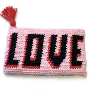 LOVE Pouch Tapestry Crochet Pattern, Purse Tapestry Pattern, crochet pattern, diy accessory, cotton yarn, instant pdf download image 3