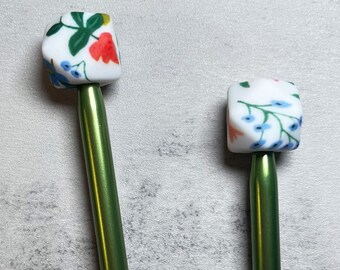 Tropical Print Knitting Needle Stoppers, Silicone Point Protectors