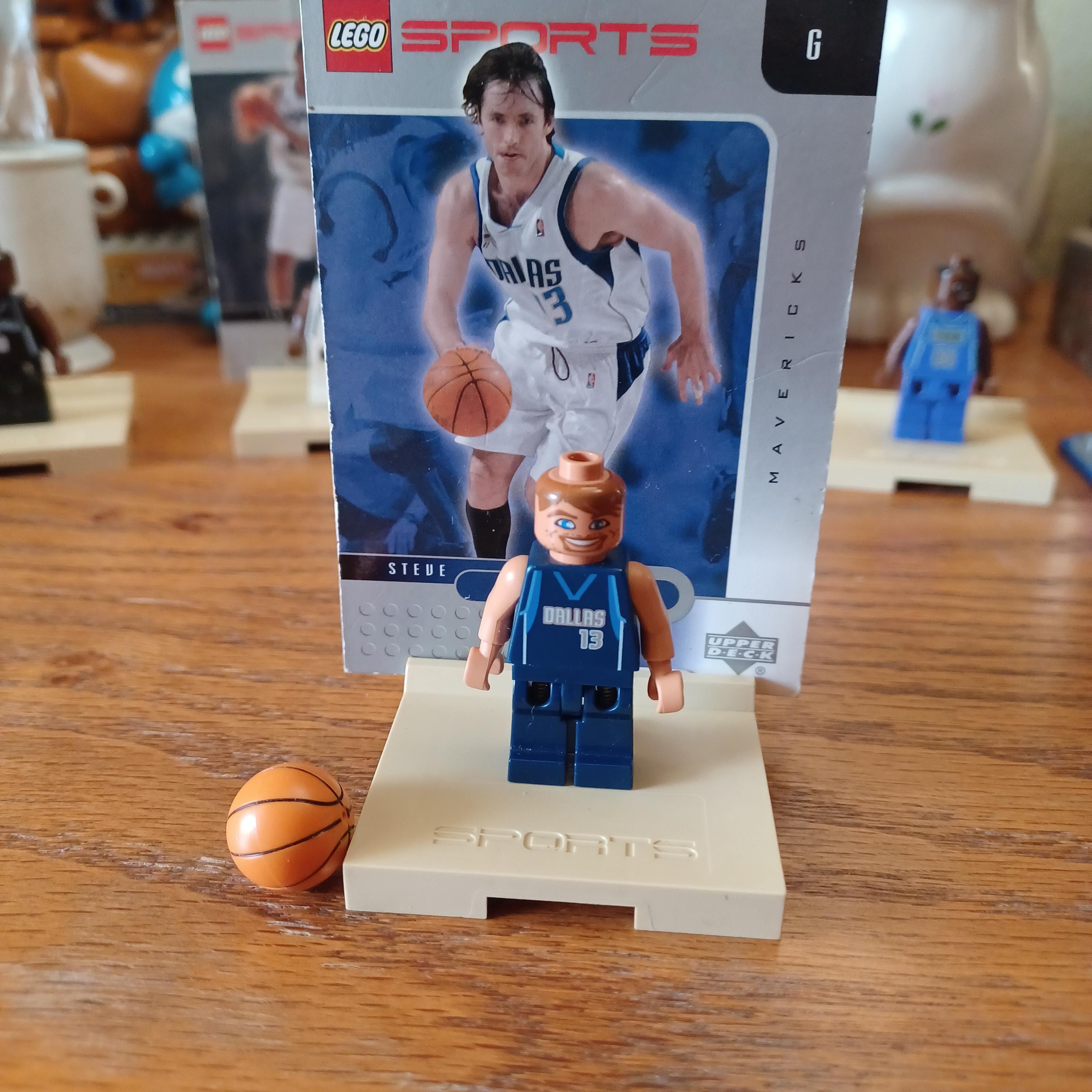LEGO Sports Steve Nash Minifigure With Stand, Ball, and Original