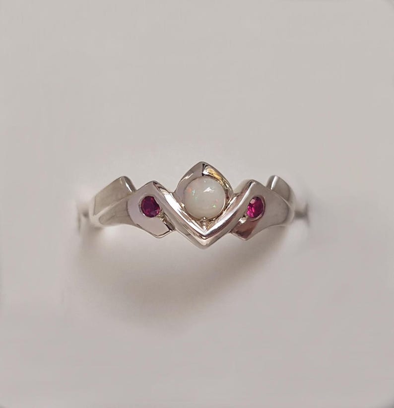 Skyrim cirkelring, Skyrim smycken, Elder Scrolls ring, Skyrim presentring, bröllopspresentring, Skyrim cosplayring, tiara fantasy ring. bild 1