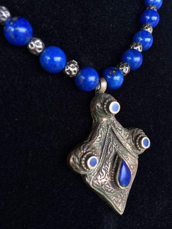 Old Afghan Tribal silver Pendant lapis lazuli nec… - image 9