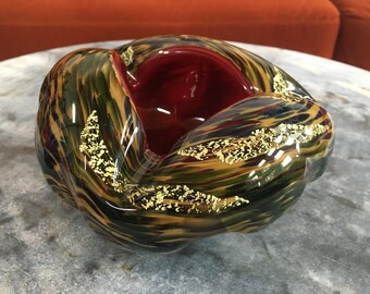 Mid Century Modern Art Glass, Ashtray, Sculpture: Red, Gold, & Green, Undulating wave, Sensual, unfurling, nautilus