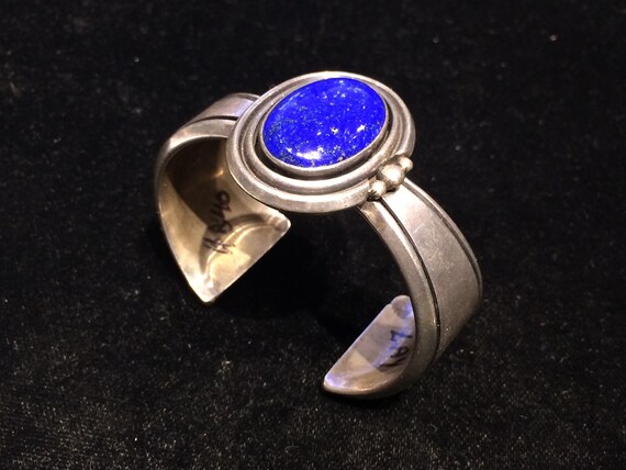Old vintage MCM Lapis Lazuli cuff bracelet Sterli… - image 4