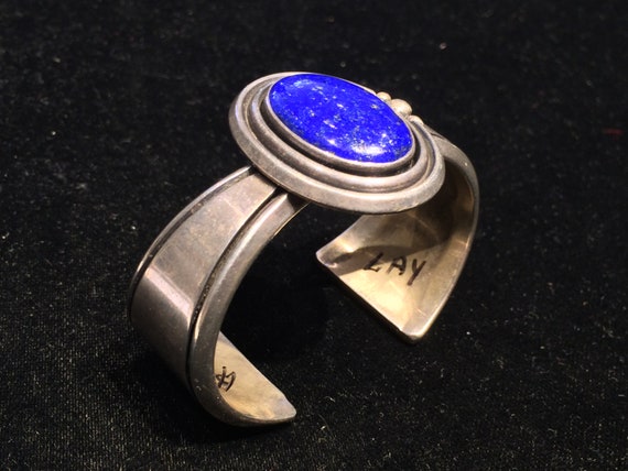 Old vintage MCM Lapis Lazuli cuff bracelet Sterli… - image 9