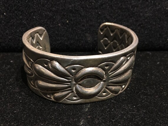 Amazing Modernistic Native American Sterling Silver Repoussed Heavy Bracelet Amazing Modernistic Native American Sterling Silver Repoussed Heavy Bracelet
