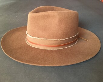ON HOLD Firm Wide Brim Felt Fedora Cowboy Hat, Bohemian, Southwestern, brown leather, Nomad, Georgia O’Keefe, Abiquiu, Cowgirl