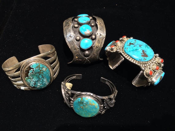 Xxxl Vintage Navajo Rare Crow Springs Turquoise Native American Jewelry Silver Bracelet Xxxl Vintage Navajo Rare Crow Springs Turquoise Native American Jewelry Silver Bracelet