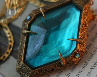 Custom Arnora's Amulet with a Locket inspired by the Scrolls