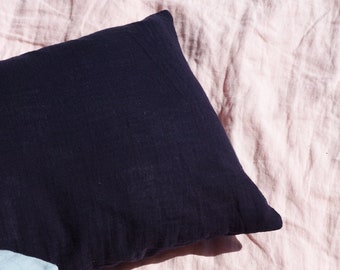 Small double blue blue cotton gauze cushion at night