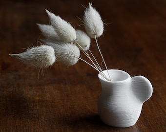White 3D print miniature vase