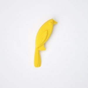 3D print brooch Small yellow bird image 1