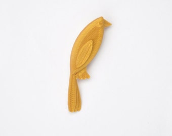 3D print brooch Small golden bird