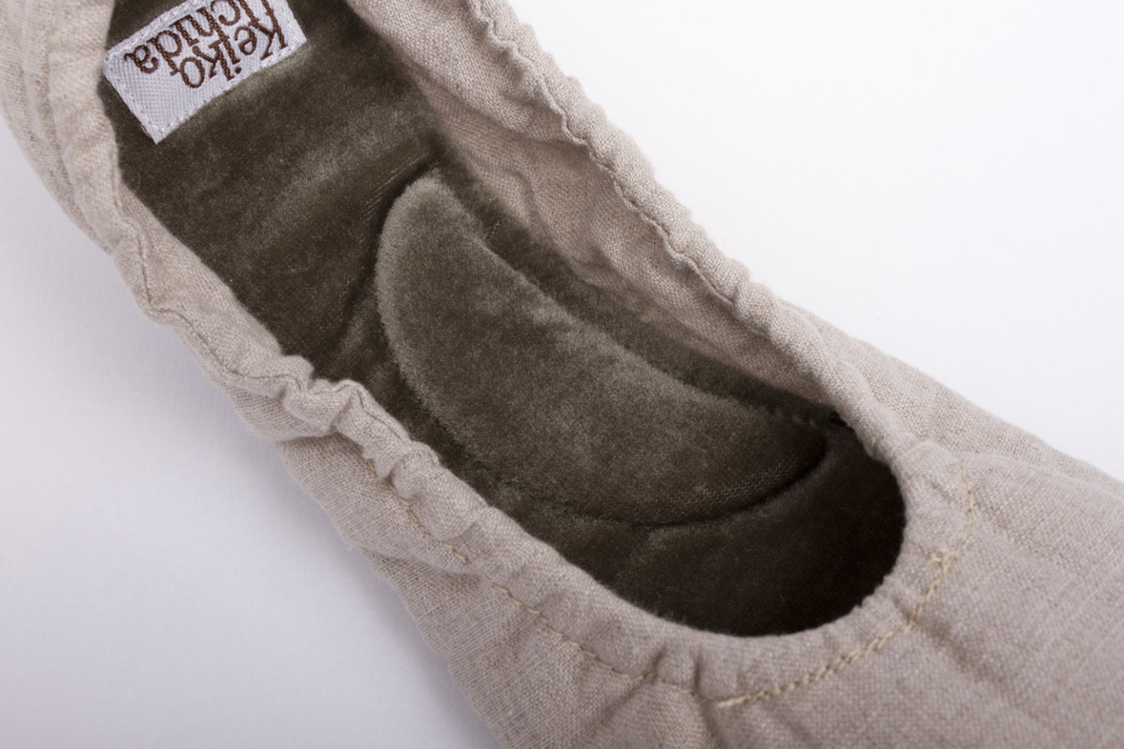 linen travel slippers, linen and velvet ballet slippers, light weight travel slippers, elegant house slippers