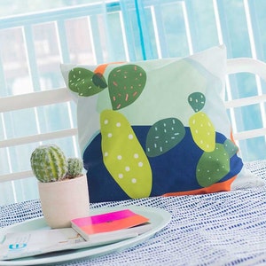 Cactus print pillow case 18x18 - Desert Decor Succulent pillow spring Cactus pillow botanical pillow Boho home decor accent pillow