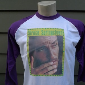 Size ML (44) ** Dated 1976 Bruce Springsteen Raglan Shirt (Single Sided) (Single Stitch) (C) Licensed by Quantum, 1976