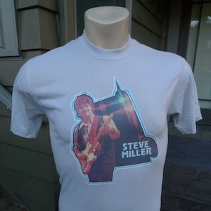Chemise Steve Miller à couture unique des années 1970 (C) sous licence de Roach 1978 * Homme petite (38)