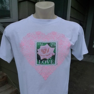 1978 Love 25 Cent Stamp Single Stitch Shirt * Mens M (40)