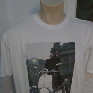 Woman on a Vespa Photograph Shirt * Mens XL (48)