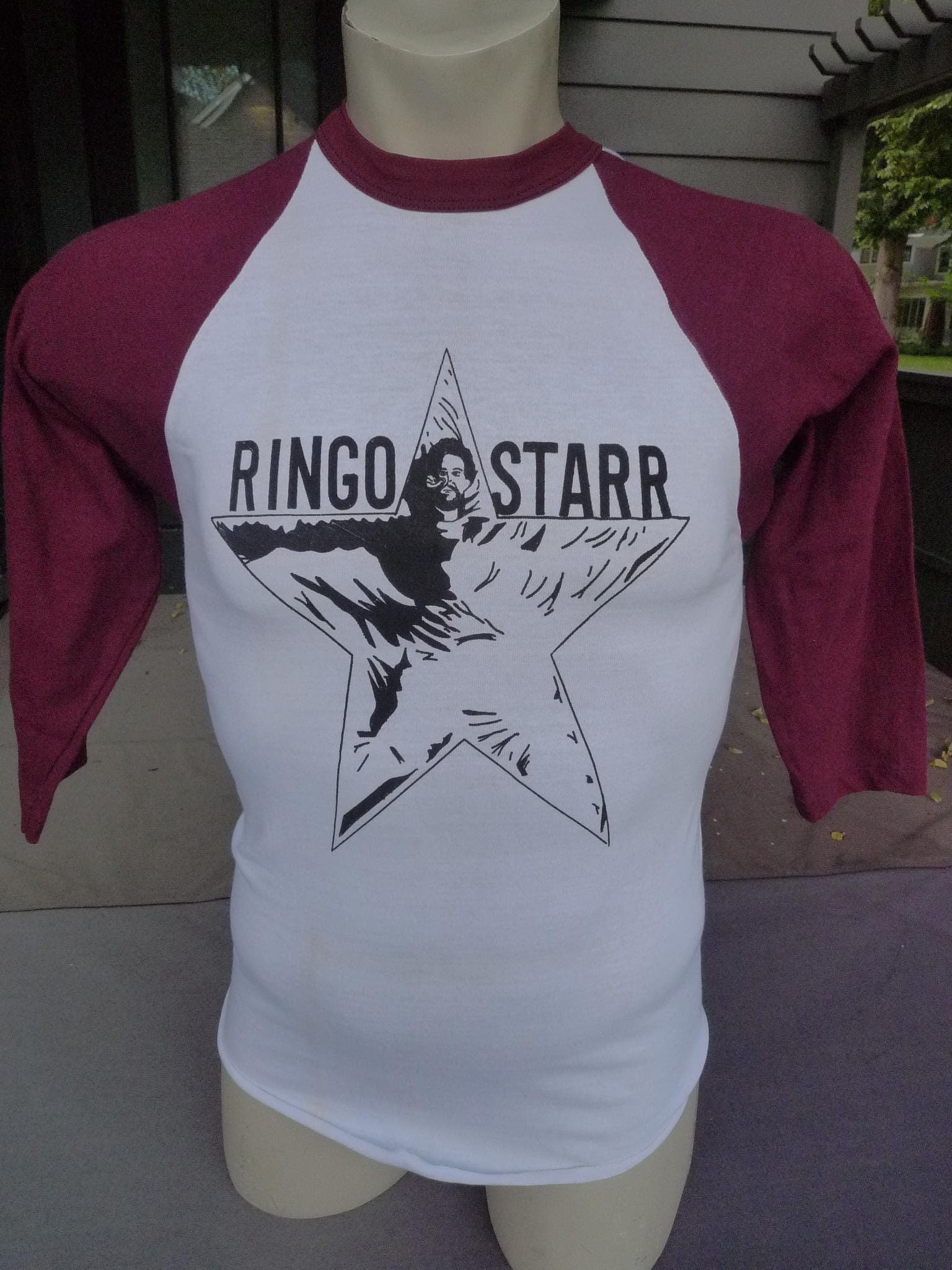 Ringo Starr Peace & Love Red Circle T-Shirt - Official Licensed Men's Tee, Cotton, Size X-Large