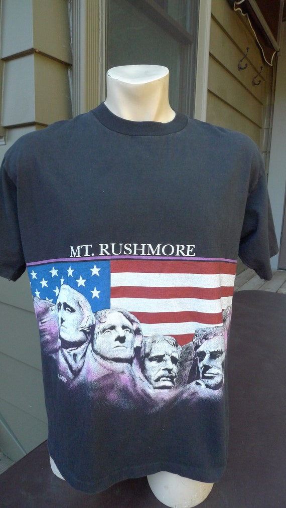 Size XL (48) * 1991 Mount Rushmore Single Stitch S
