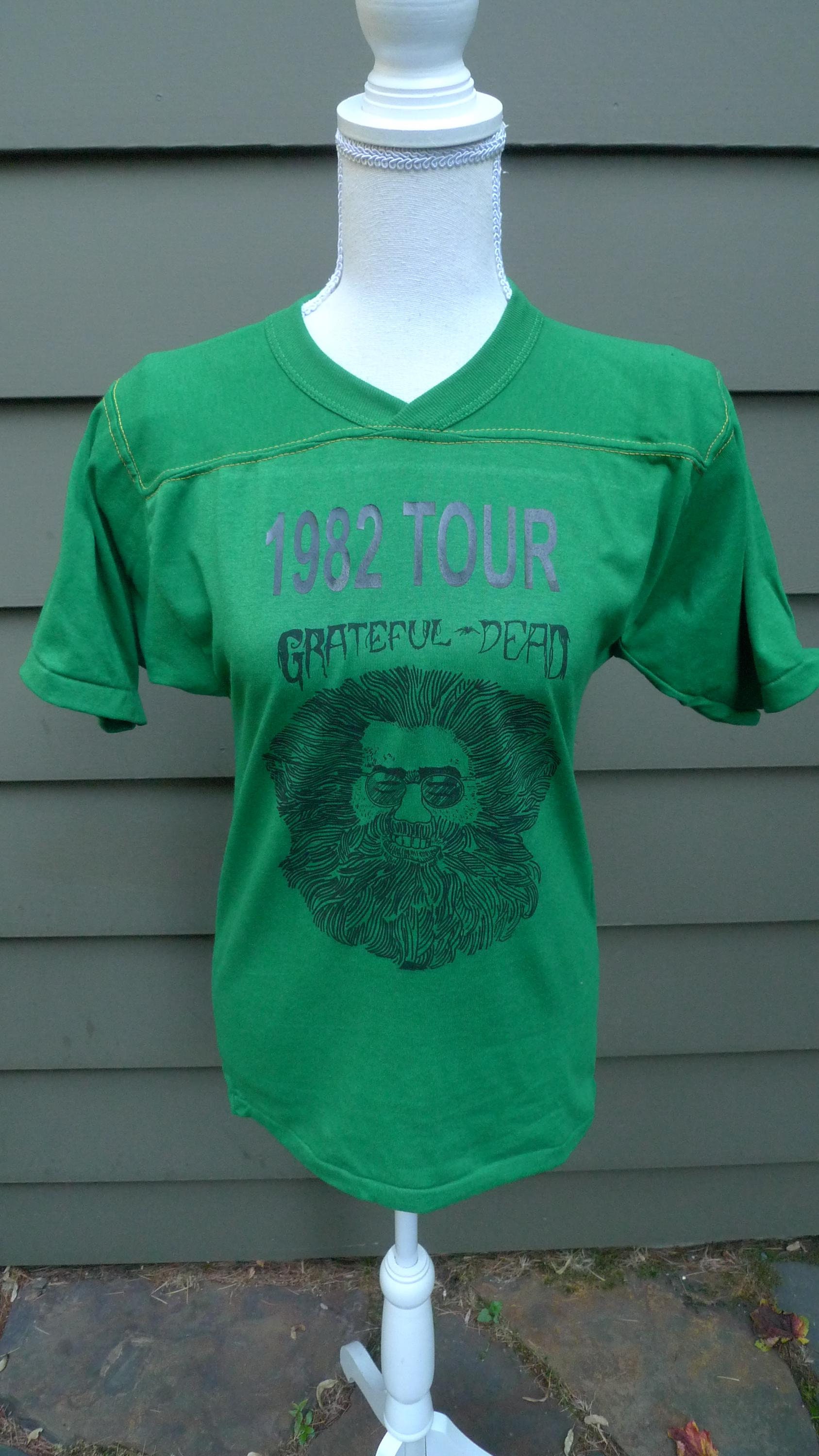 Grateful Dead 1982 T - Etsy Grateful Dead 1982 T - Etsy