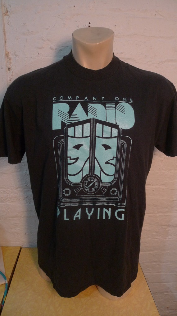Size L (46) ** 1980s Radio Playing Theater (Compan