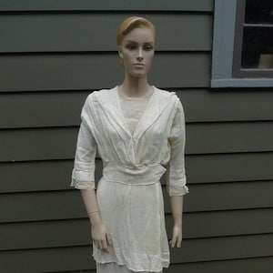 Bust: up to 36 - 38" ** Spectacular Victorian - Edwardian Turn of the Century Eye Hook Summer Gauzey Cotton  Dress