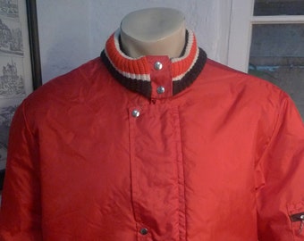 Size XL (44R) ** Killer 1970s Nylon Ski / Snowmobile Jacket with Detachable Hood