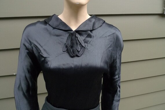 Bust: up to 34" ** Awesome 1930s Satin Rayon Crep… - image 6