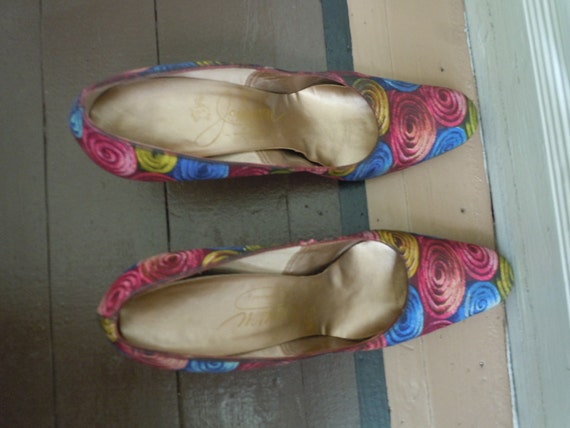 Size 6 1/2 ** Amazing Colorful 1960s Women's Shoes - image 4