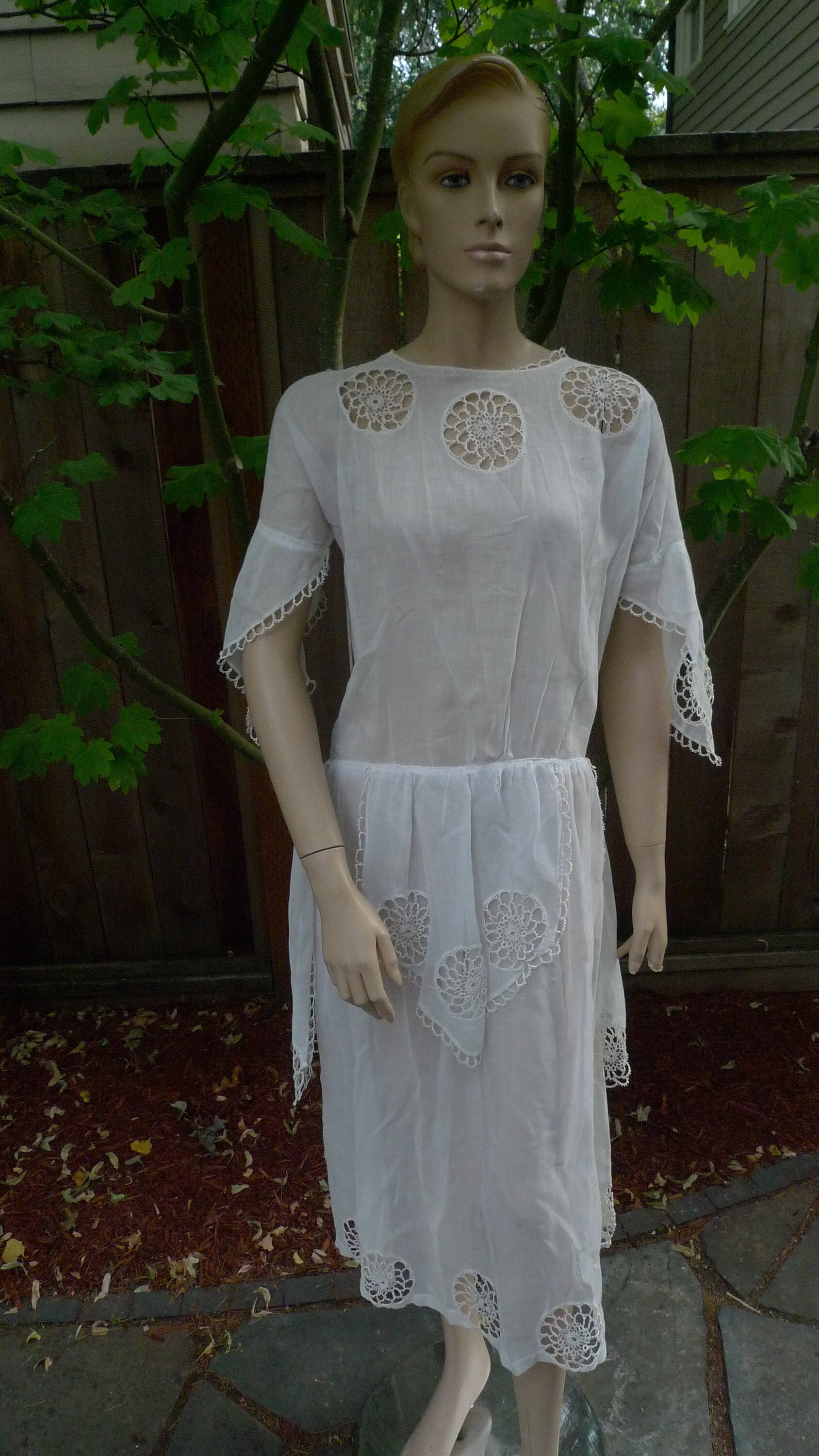 Real Vintage Search Engine Bust Up To 42 - 44 Utterly Amazing Edwardian Hankerchief Lace Wedding Dress $380.00 AT vintagedancer.com