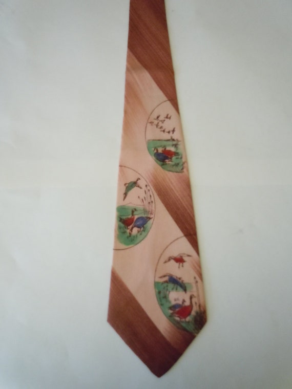 Gorgeous 1940s Hand Painted Duck Tie