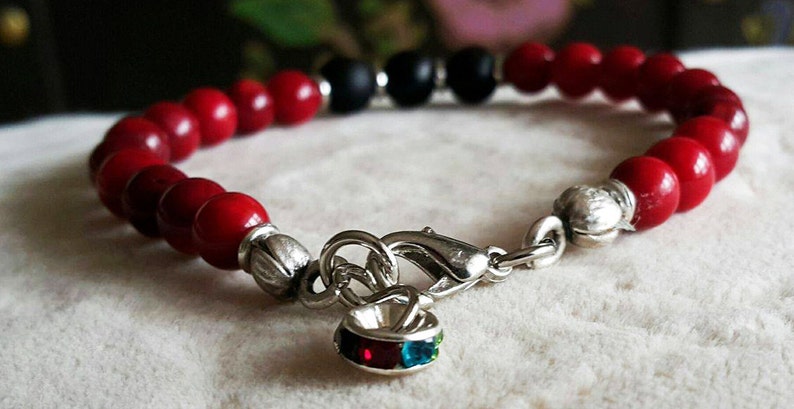 Men/'s Bracelet,Red coral charm.Yoga Jewelry,Wrist Mala Beads,Healing,Calming,Positive Energy,Love,Friendship,dainty bracelet,wealth bracelet