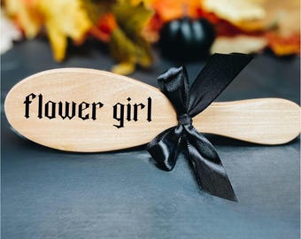Regalos de boda góticos, regalos de flores, regalos de boda alternativos, ¿Quieres ser mi niña de las flores?, propuesta de fiesta nupcial, boda de Halloween