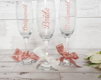 Personalised champagne flutes, personalised glasses, Bridal party glasses, bridesmaid glass, rose gold wedding decor, hen party glasses